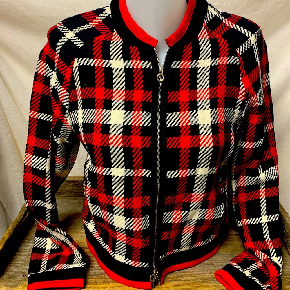 Brand new size 34 RIANI jacket